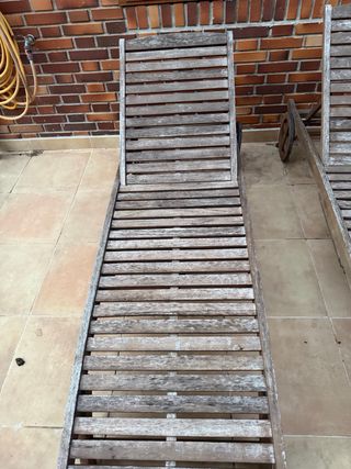 Tumbonas de madera reclinables para restaurar