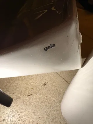 Lavabo Gala con pedestal y grifo