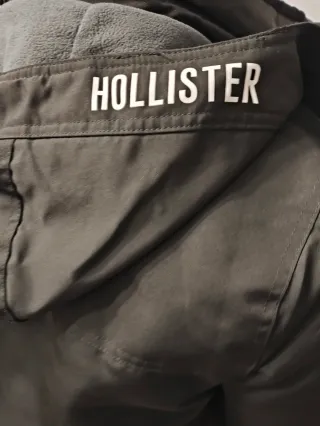 Abrigo Hollister Negro
