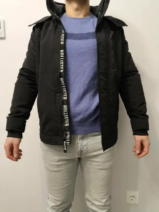 Abrigo Hollister Negro