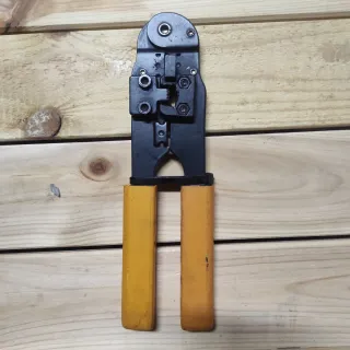 Alicates crimpadora para cable 8P8C