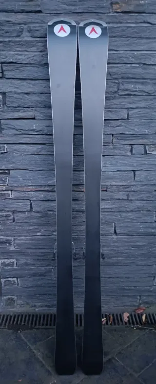 Esquís Dynastar Contact 9