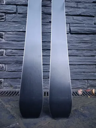 Esquís Dynastar Contact 9