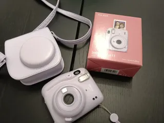 Cámara Fujifilm Instax Mini 11 Morado