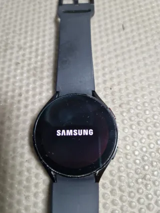 Samsung Galaxy Watch4 Preto