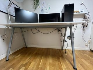 Mesa escritorio IKEA patas extensibles