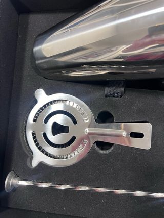 Set Coctelería Completo Caja Metálico