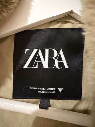 Chaqueta Zara efecto pelo Talla M