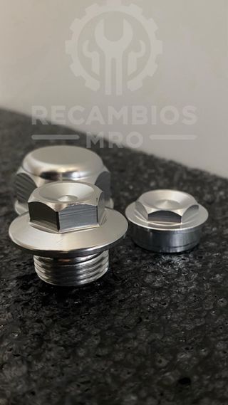 Grupo KTM - Tuercas rueda Delantera y Trasera