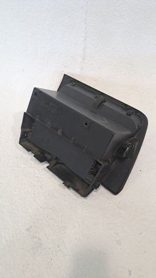 GUANTERA SEAT ALTEA (5P1) (4)