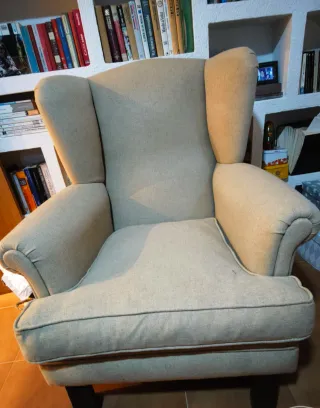 Butacón de tela beige