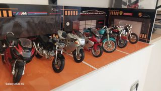 Lote Maistoscala 1/18 : Ducati, Yamaha, Kawasaki