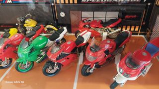 Lote Maistoscala 1/18 : Ducati, Yamaha, Kawasaki