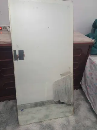 Specchio a figura intera