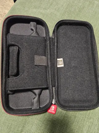 Funda Nintendo Switch Negra