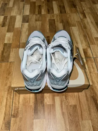 Asics Gel Kayano 14 Plata/Blanco