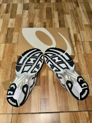 Asics Gel Kayano 14 Plata/Blanco