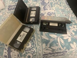 Lote VHS: Robocop4,Caza sin Piedad, Día Inocentes.