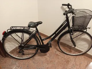 Bicicleta Regina Negra con Cesta