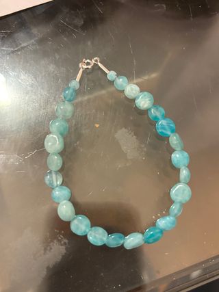 Pulsera de plata con piedras azules