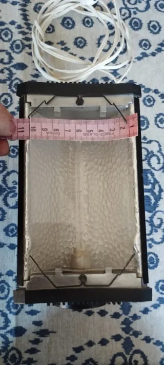 Lote 2 luces: pared y sobremesa