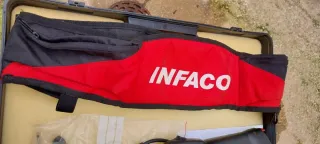 Herramienta para aclarar flores de melocotonero