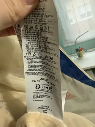 Chaqueta Levi's azul acolchada niña/o