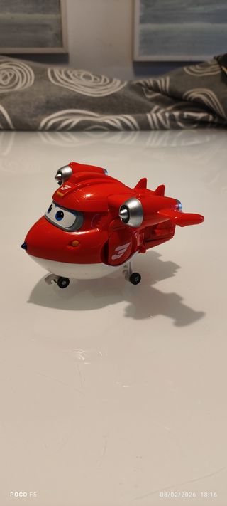 Super Wings Jett Supercargado Transformable