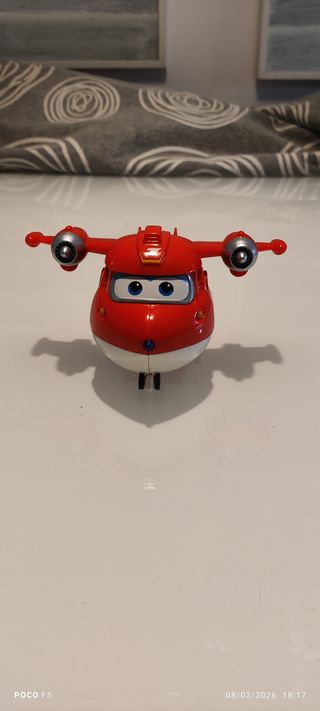 Super Wings Jett Supercargado Transformable