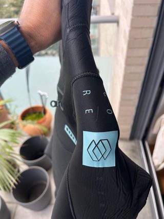 Neopreno ION Strike Core 5/4 + regalo