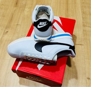 Nike Cortez Talla 40 Blancas