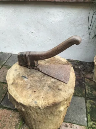 Azuela antigua de carpintero