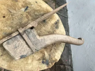 Azuela antigua de carpintero