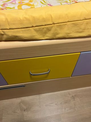 Habitacion de cama de 90