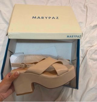 Sandalias Marypaz Beige y Blancas