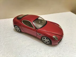 Alfa Romeo 8C Motorama no Bburago 1/24