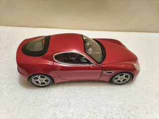 Alfa Romeo 8C Motorama no Bburago 1/24