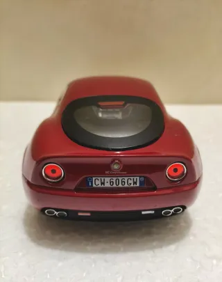 Alfa Romeo 8C Motorama no Bburago 1/24