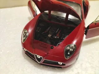 Alfa Romeo 8C Motorama no Bburago 1/24
