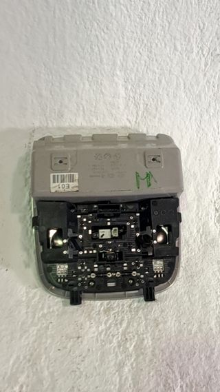 LUZ INTERIOR DELANTERA KIA SPORTAGE