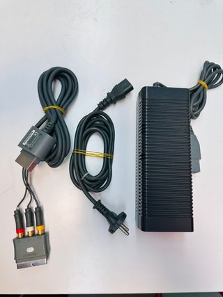 Consola Xbox 360 (sin Mando)