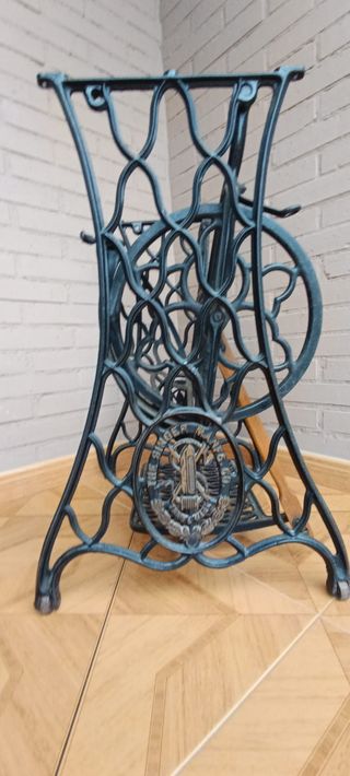 Máquina de coser Singer antigua