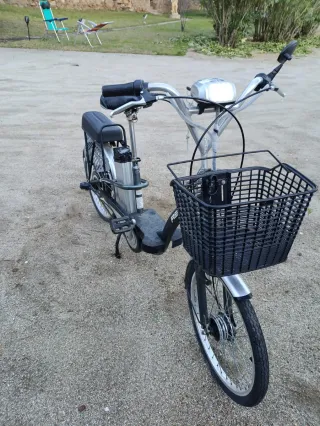 Bicicleta Eléctrica Asama .Buen Estado vel 30 a 25