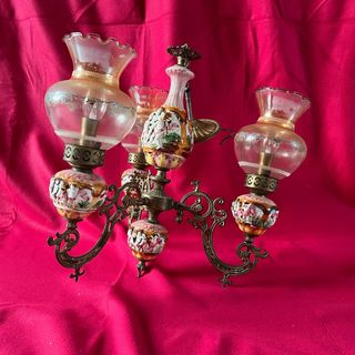 Lámpara antigua de pared cerámica y cristal