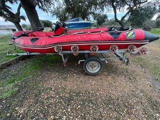 Remolque nautico embarcacion