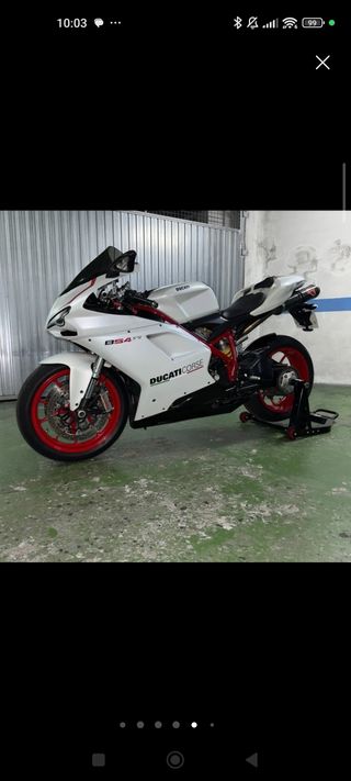Ducati 848 EVO