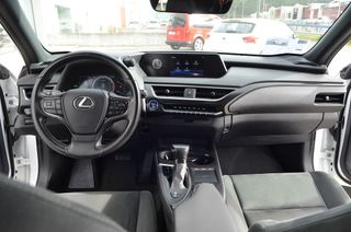 Lexus UX 2.5h F-Sport Hibrido 184cv Premium Editio