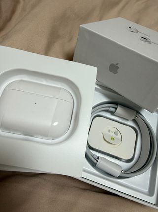 AirPods 2ª Gen con estuche de carga