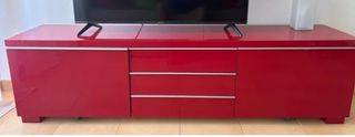 Mueble TV bajo rojo Ikea