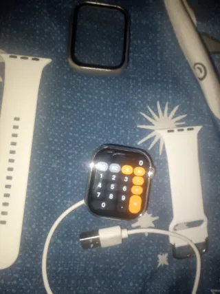 Reloj Inteligente Plata y Blanco